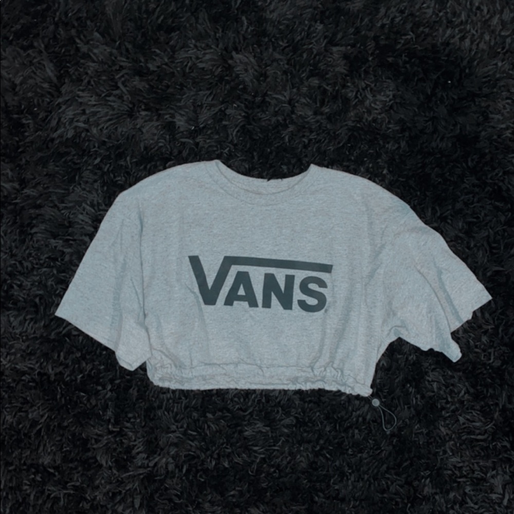 cropped gray vans tee. size medium.